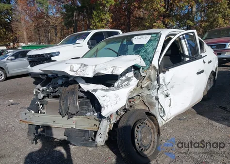 2018 Nissan Versa 1.6 S+ z USA, uszkodzony, nr VIN 3N1CN7AP2JL805492
